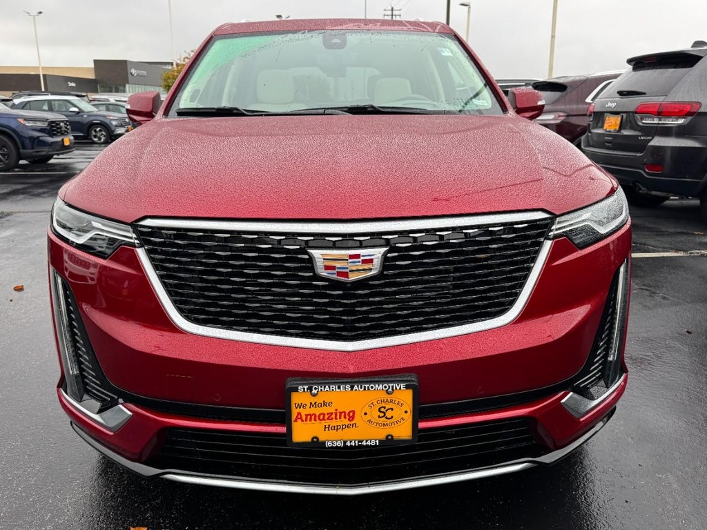 Cadillac XT6 Vehicle Full-screen Gallery Image 09