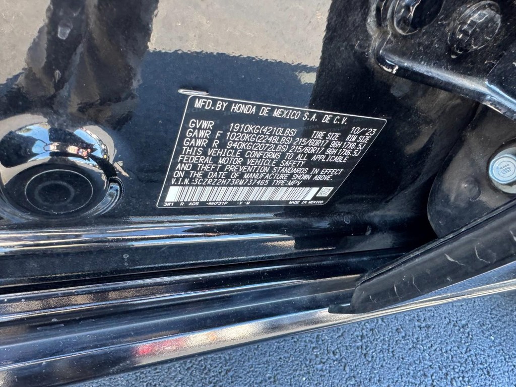 Honda HR-V Vehicle Full-screen Gallery Image 24