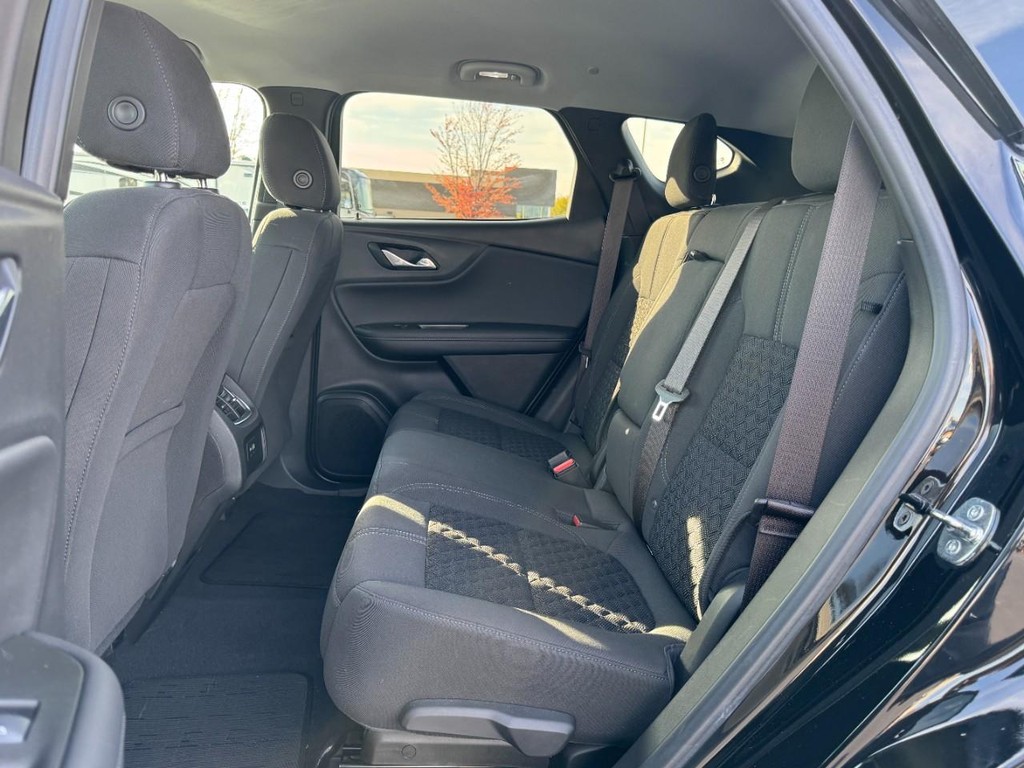 Chevrolet Blazer Vehicle Full-screen Gallery Image 10