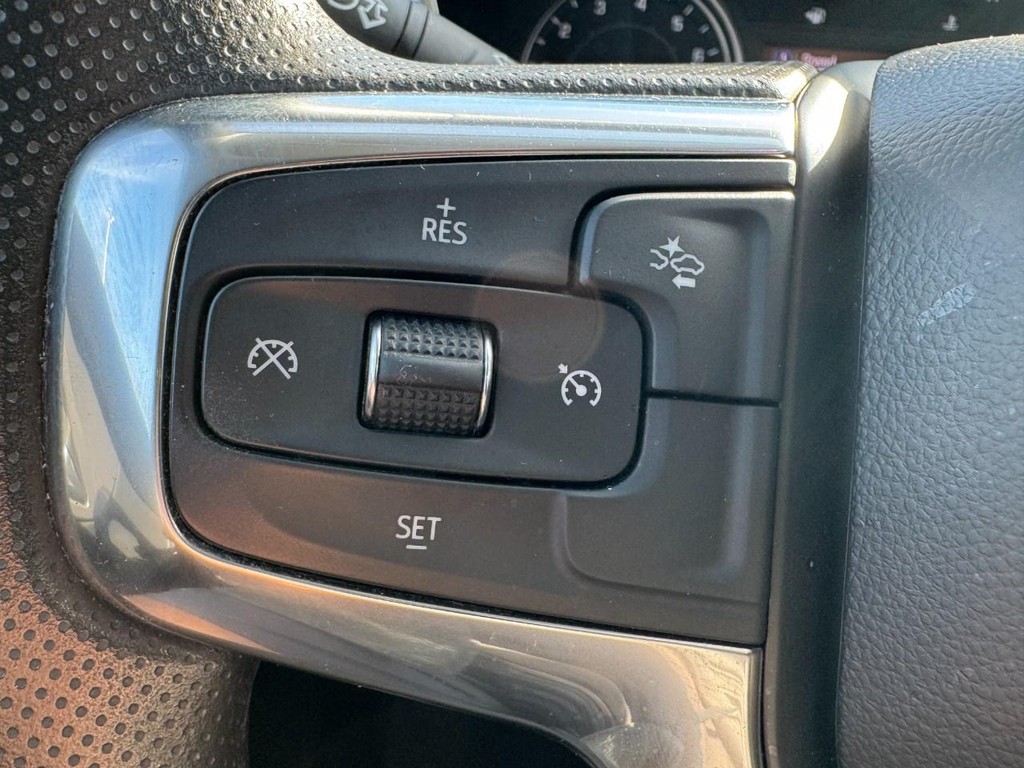 Chevrolet Blazer Vehicle Full-screen Gallery Image 16