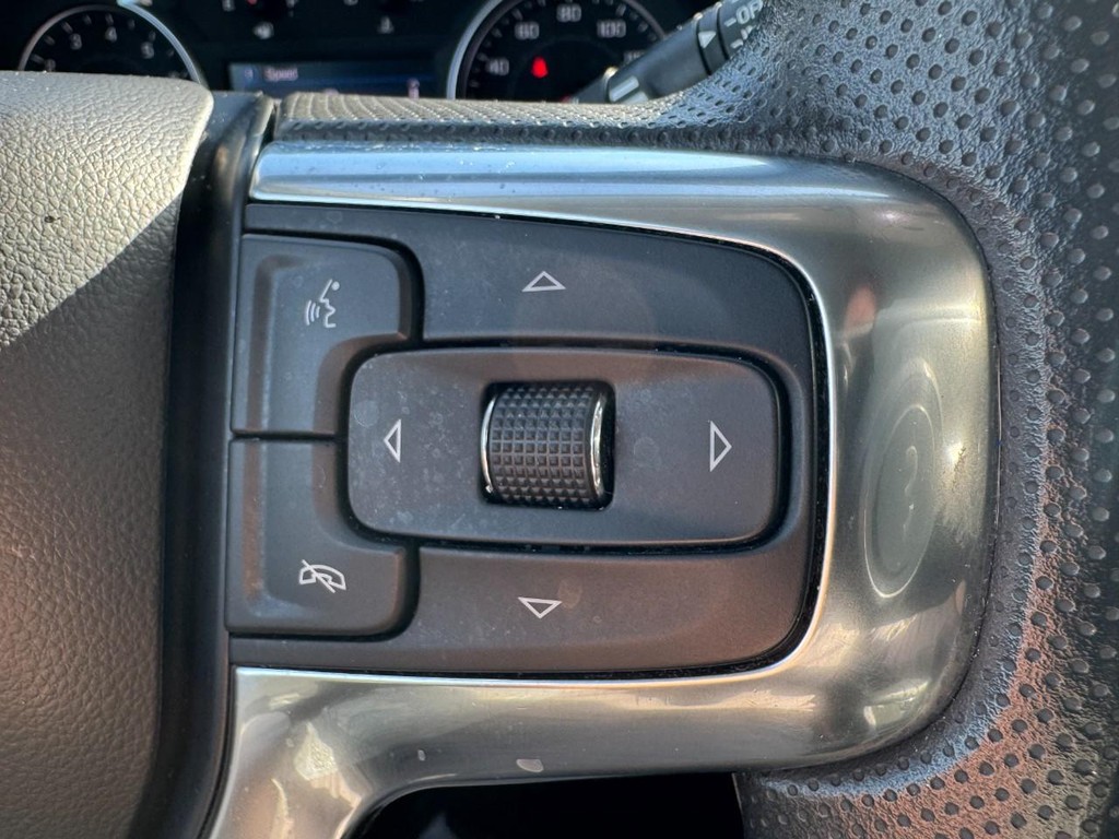 Chevrolet Blazer Vehicle Full-screen Gallery Image 17