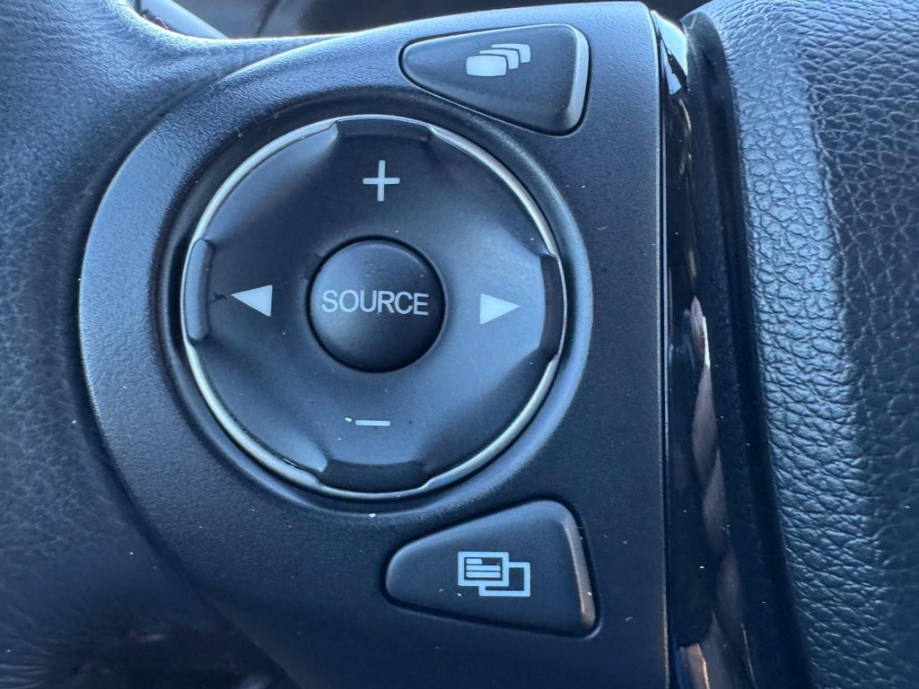 Honda Ridgeline Vehicle Full-screen Gallery Image 18