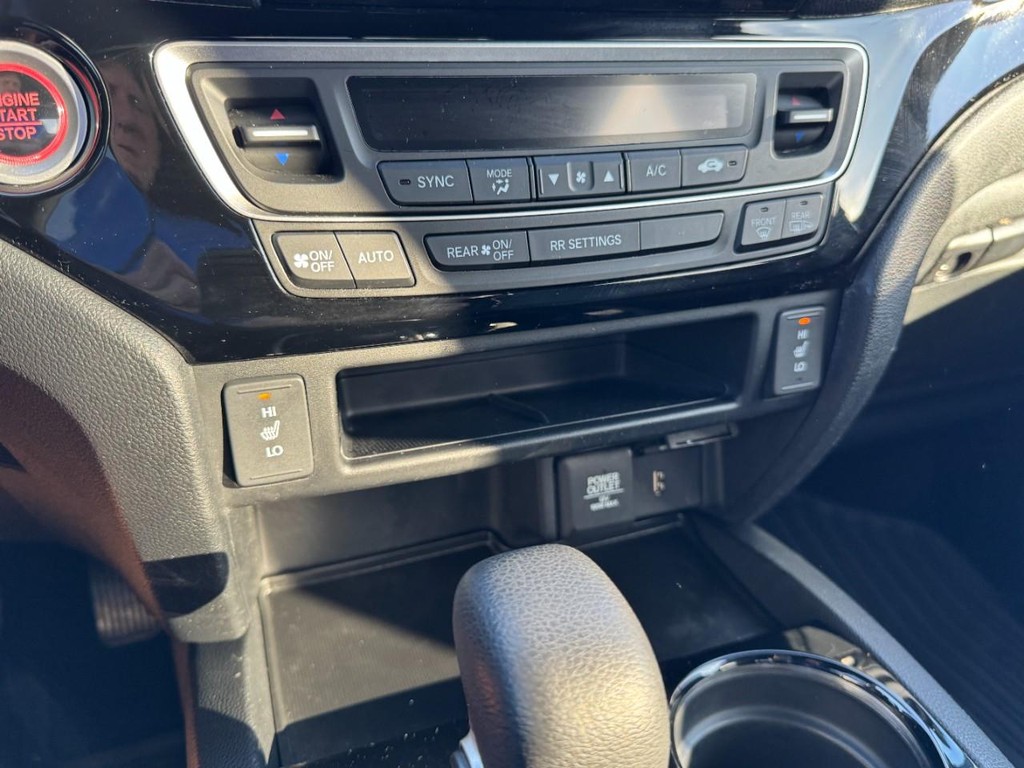 Honda Ridgeline Vehicle Full-screen Gallery Image 20