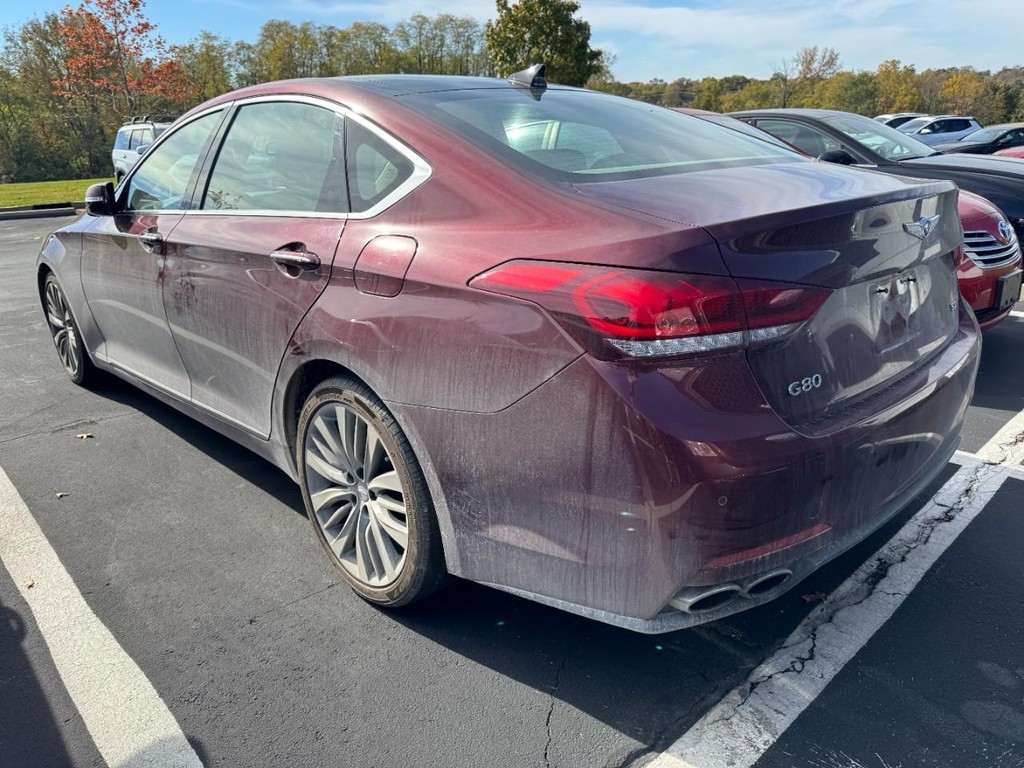 Genesis G80 Vehicle Full-screen Gallery Image 03