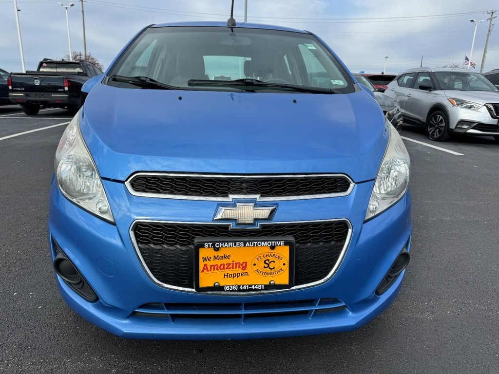 Chevrolet Spark Vehicle Full-screen Gallery Image 10