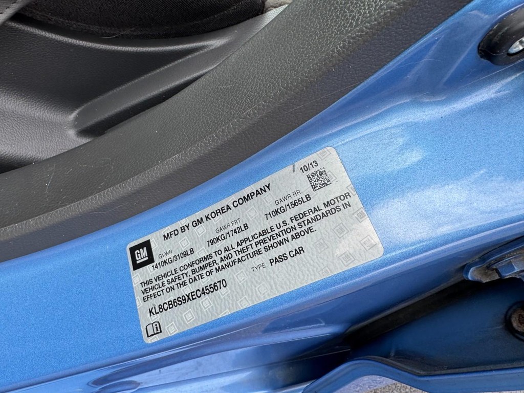 Chevrolet Spark Vehicle Full-screen Gallery Image 21