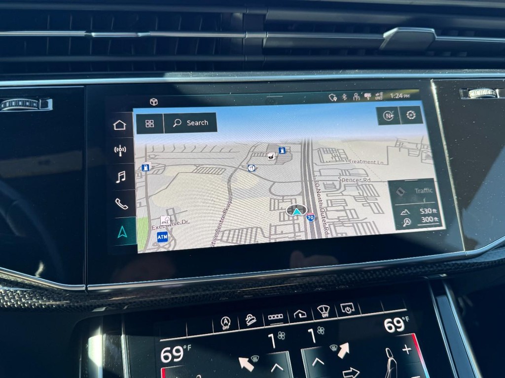 Audi SQ8 Vehicle Full-screen Gallery Image 20