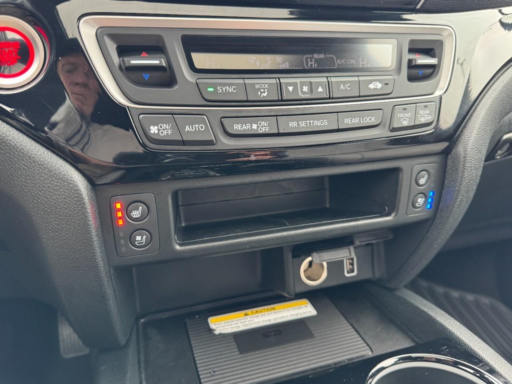 Honda Passport Vehicle Full-screen Gallery Image 20