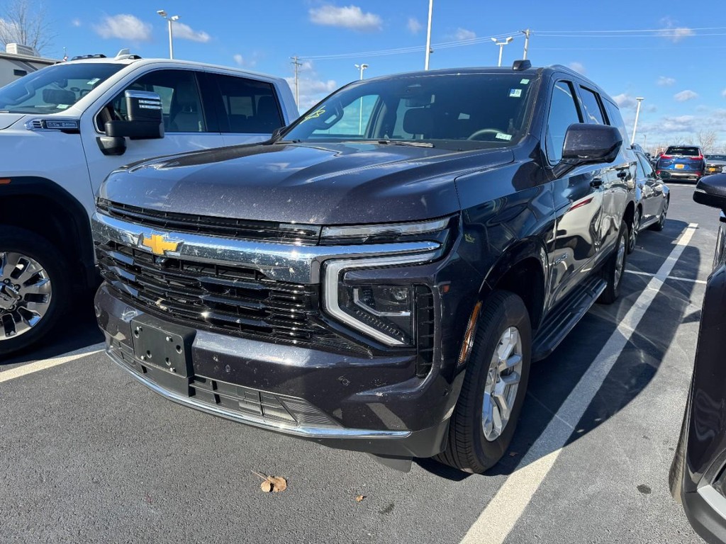 Chevrolet Tahoe Vehicle Full-screen Gallery Image 04