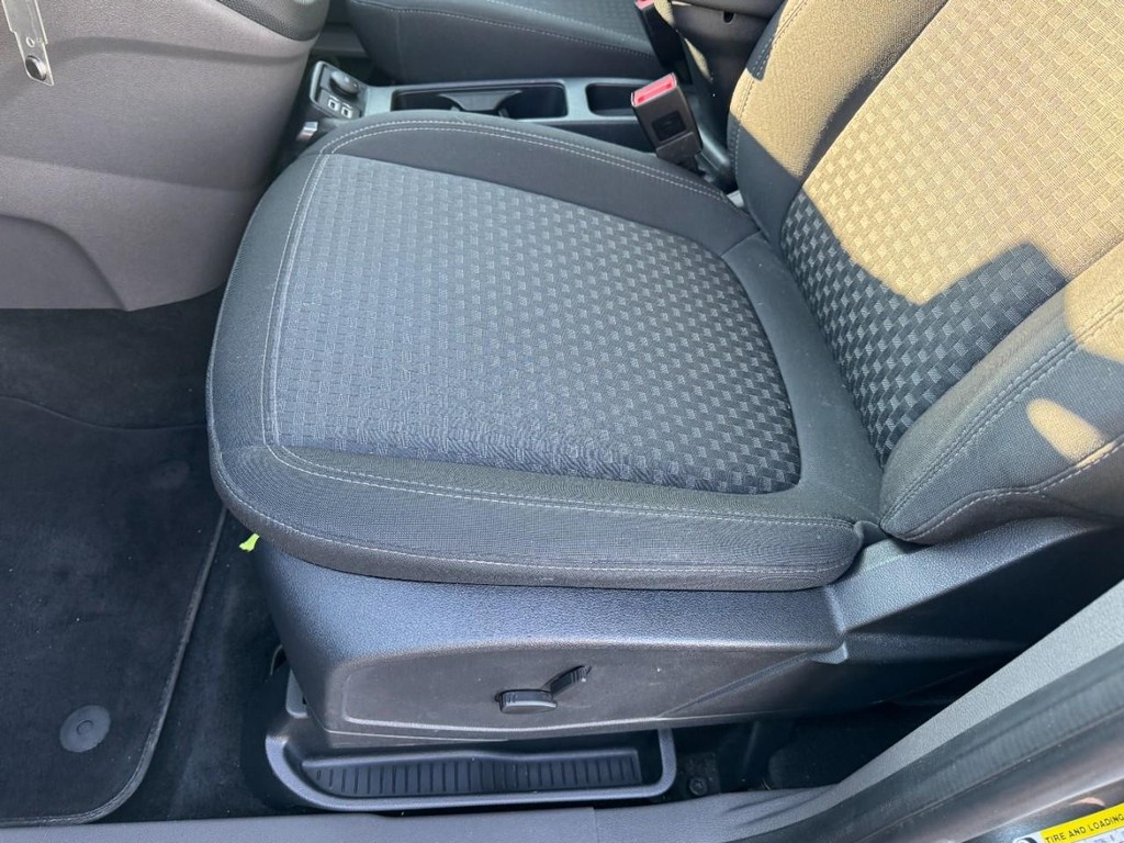 Ford Transit Connect Wagon Vehicle Full-screen Gallery Image 14