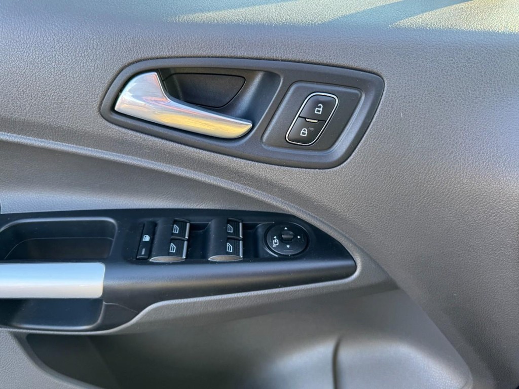 Ford Transit Connect Wagon Vehicle Full-screen Gallery Image 15