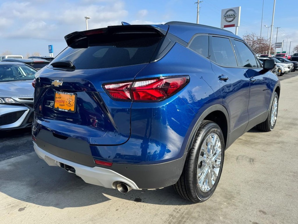 Chevrolet Blazer Vehicle Full-screen Gallery Image 03