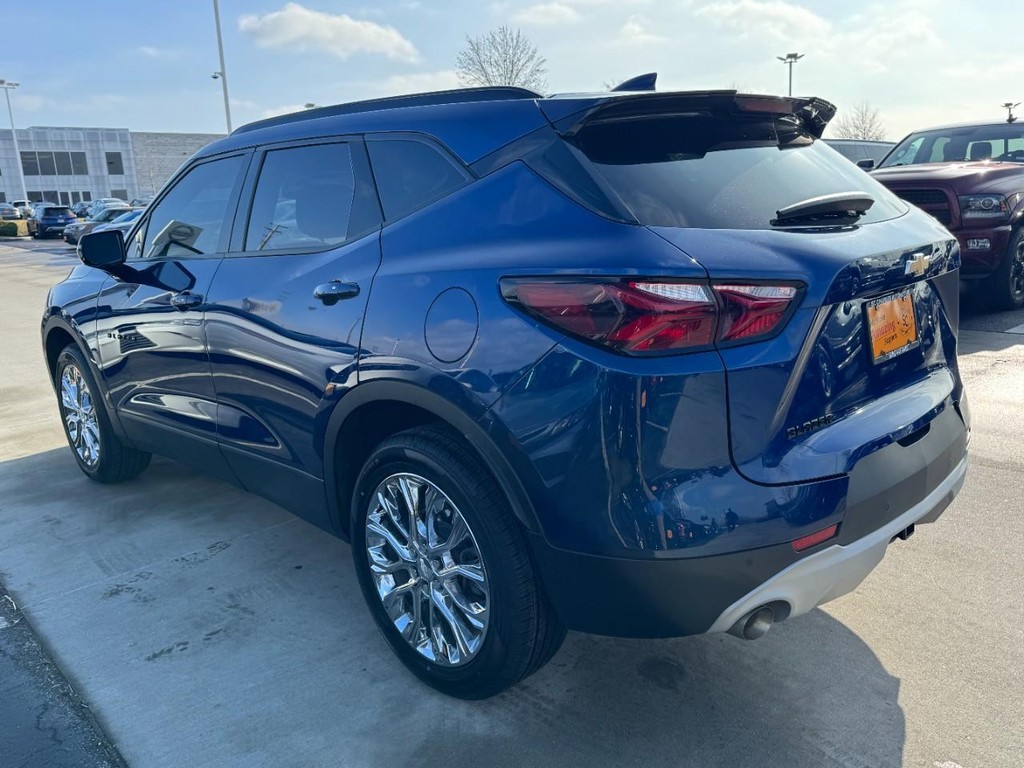 Chevrolet Blazer Vehicle Full-screen Gallery Image 05