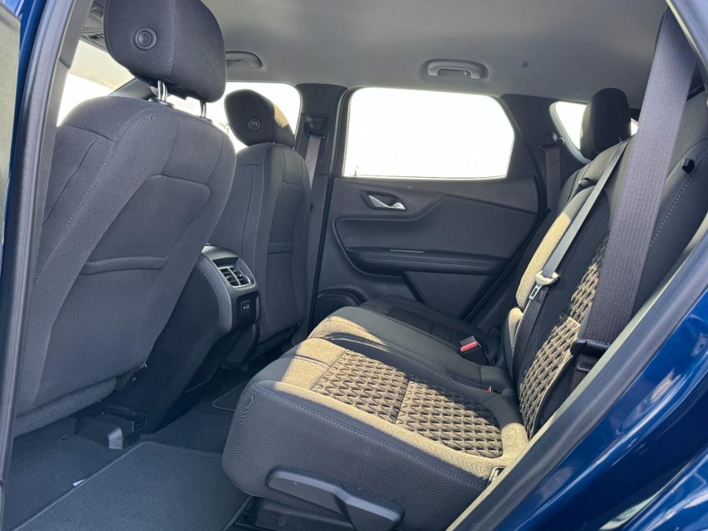 Chevrolet Blazer Vehicle Full-screen Gallery Image 10