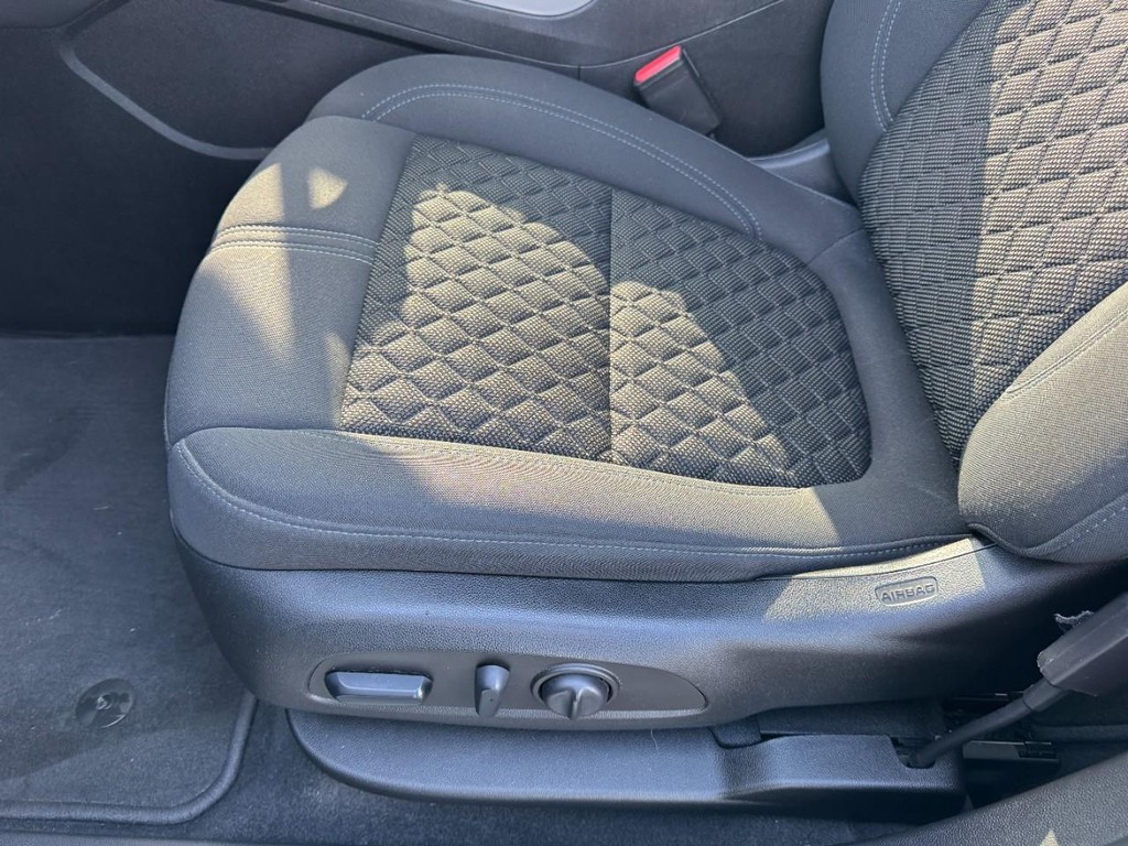 Chevrolet Blazer Vehicle Full-screen Gallery Image 14