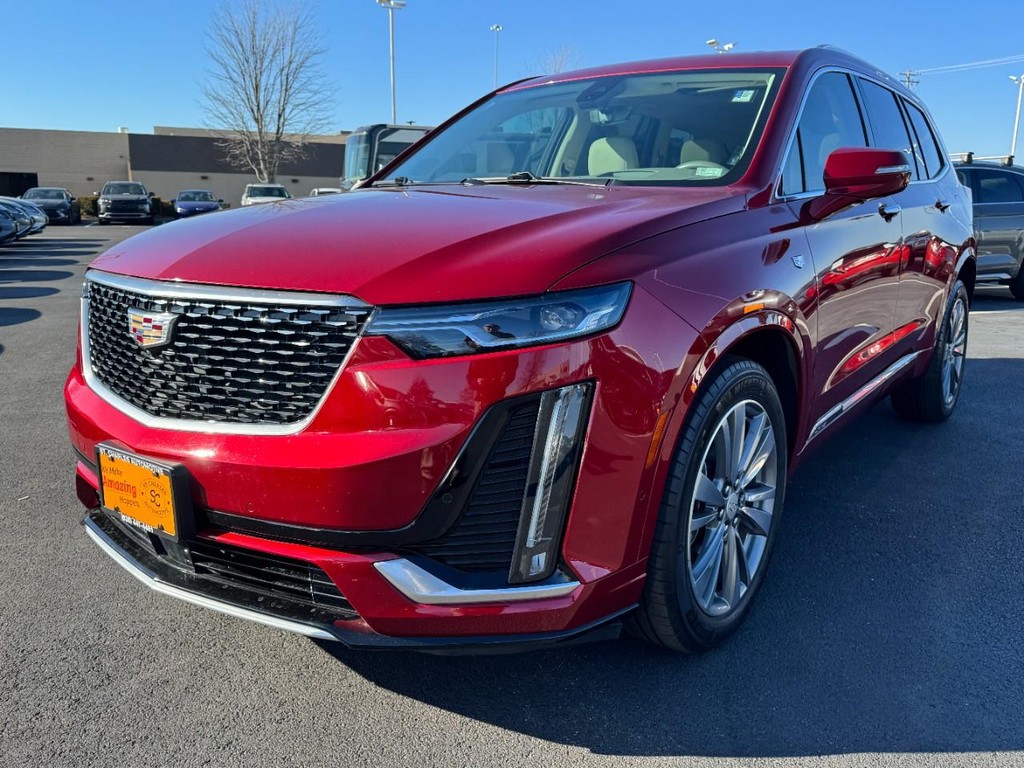 Cadillac XT6 Vehicle Full-screen Gallery Image 08