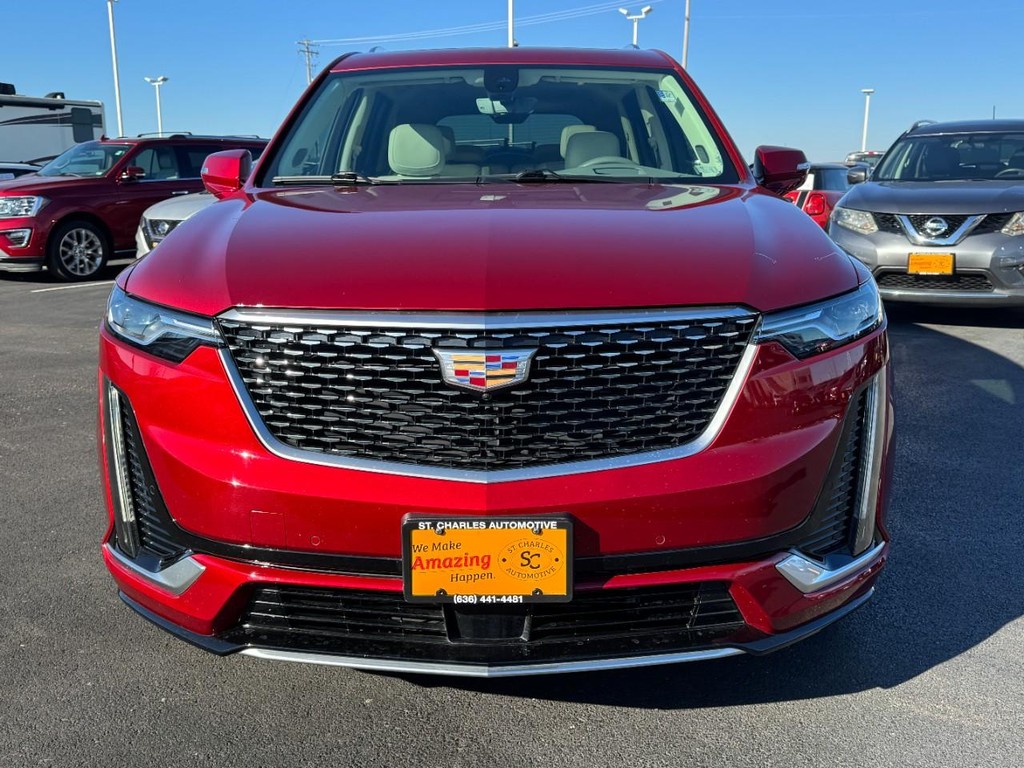 Cadillac XT6 Vehicle Full-screen Gallery Image 09