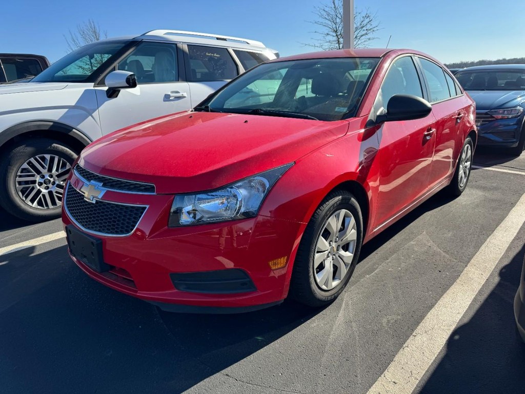 Chevrolet Cruze Vehicle Full-screen Gallery Image 03
