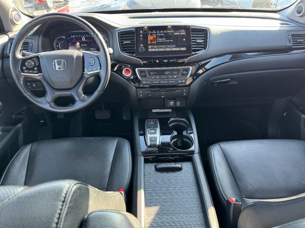 Honda Pilot Vehicle Full-screen Gallery Image 14