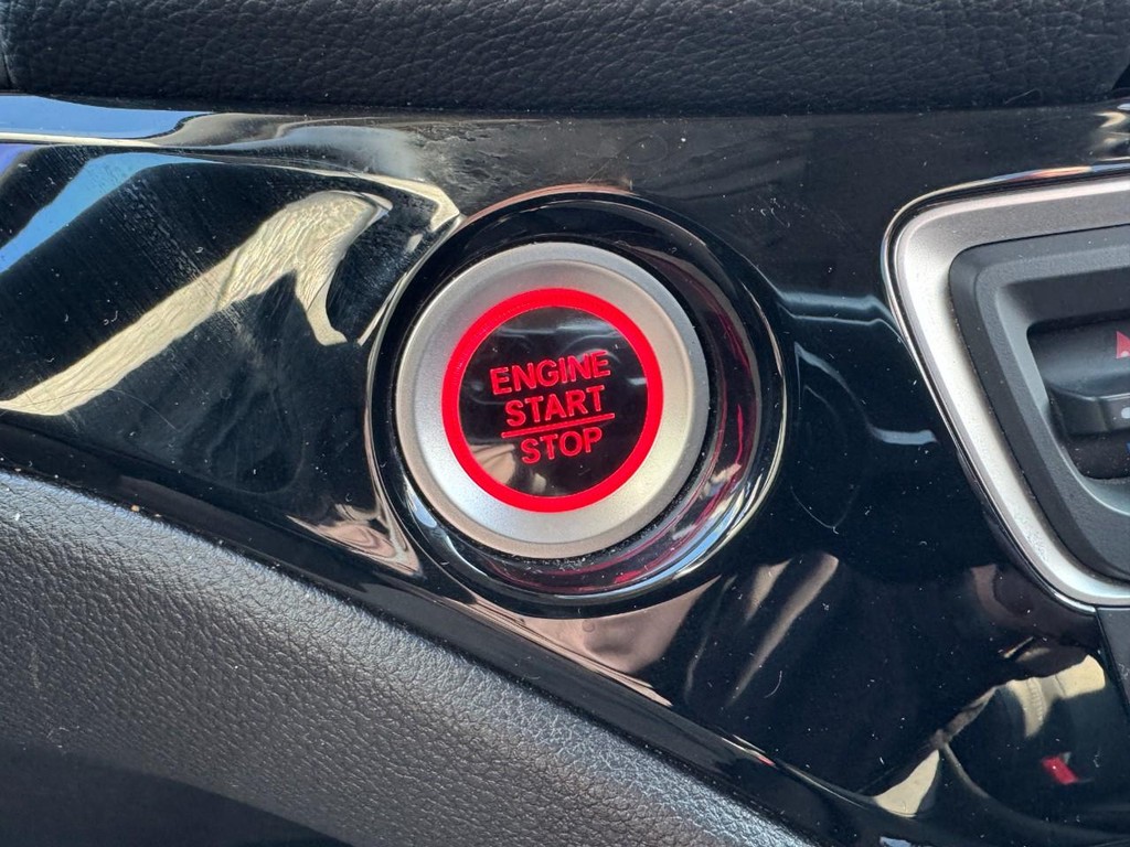 Honda Pilot Vehicle Full-screen Gallery Image 25