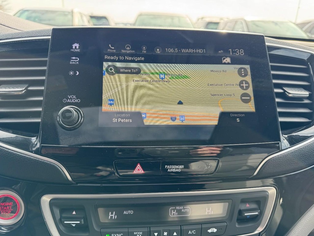 Honda Pilot Vehicle Full-screen Gallery Image 23