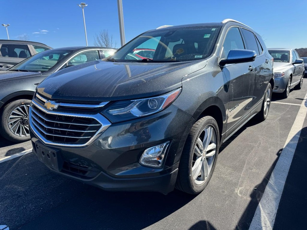 Chevrolet Equinox Vehicle Full-screen Gallery Image 03