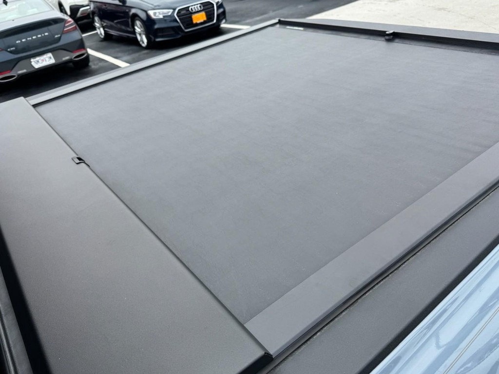 Honda Ridgeline Vehicle Full-screen Gallery Image 07