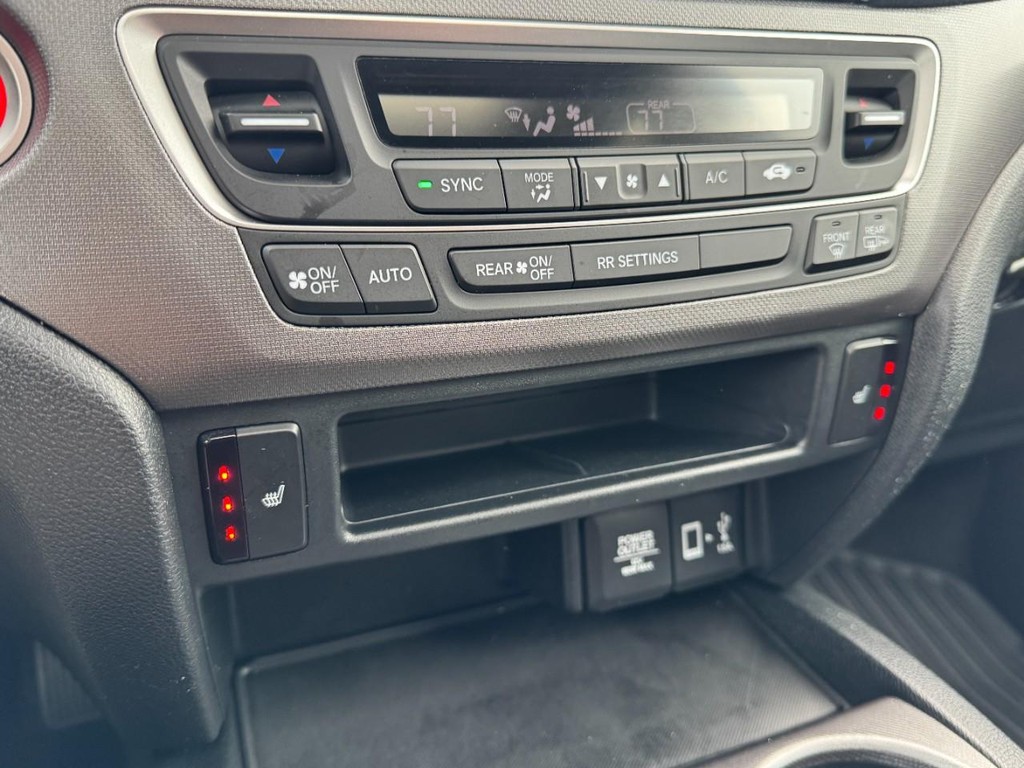 Honda Ridgeline Vehicle Full-screen Gallery Image 19