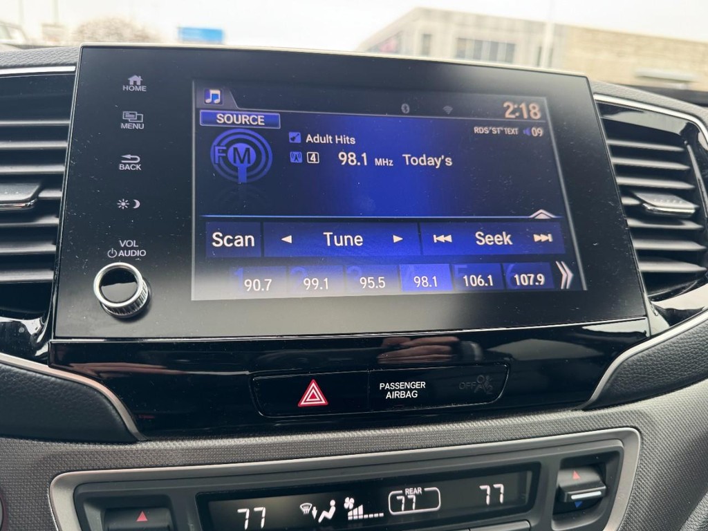 Honda Ridgeline Vehicle Full-screen Gallery Image 20