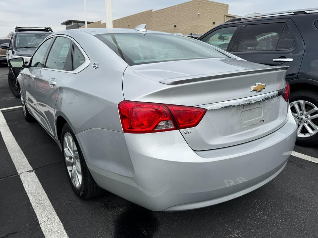 Chevrolet Impala Vehicle Full-screen Gallery Image 04