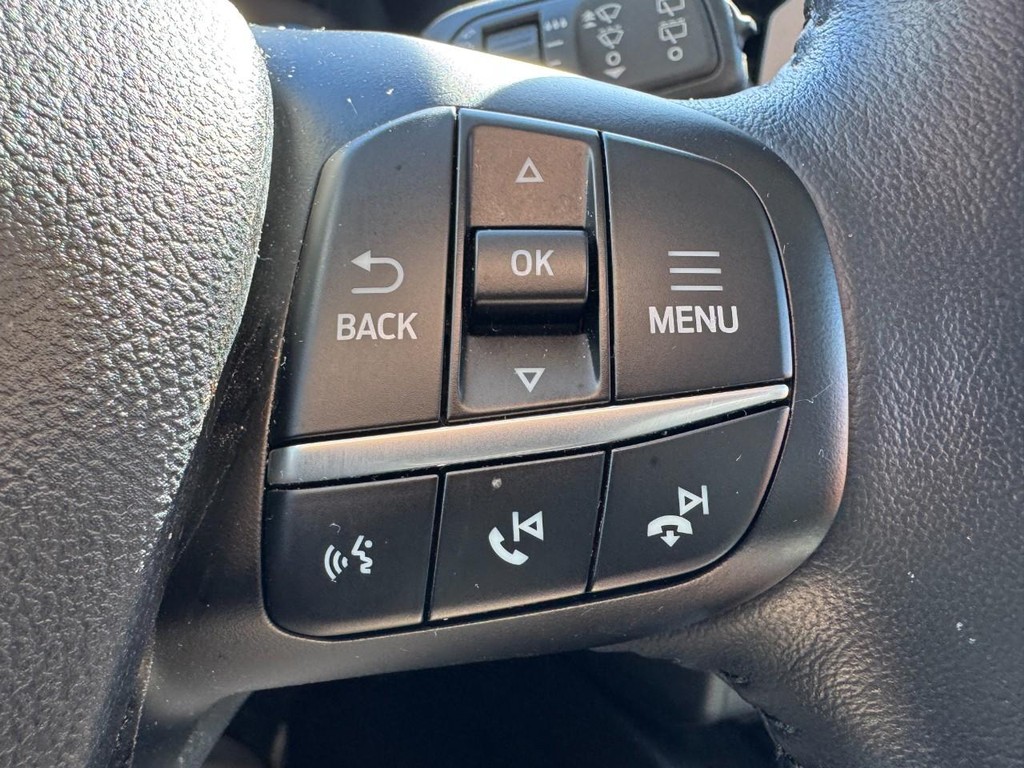 Ford Bronco Sport Vehicle Full-screen Gallery Image 17