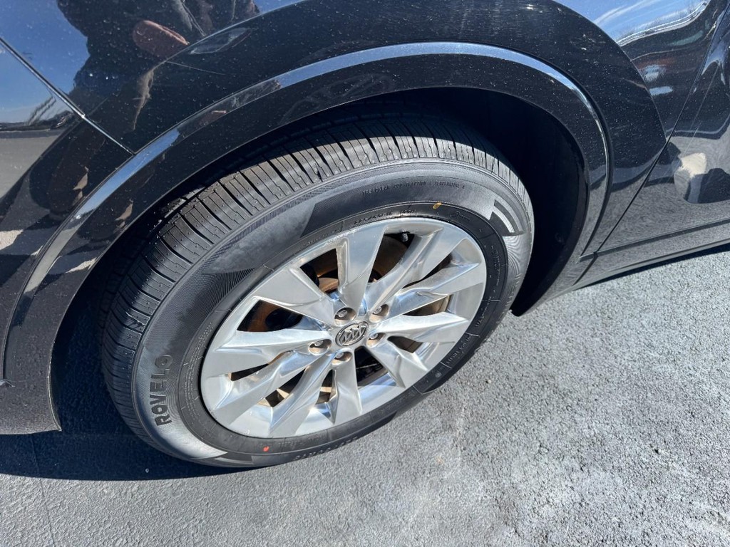 Buick Envision Vehicle Full-screen Gallery Image 04