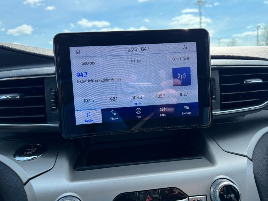 Ford Explorer Vehicle Full-screen Gallery Image 20