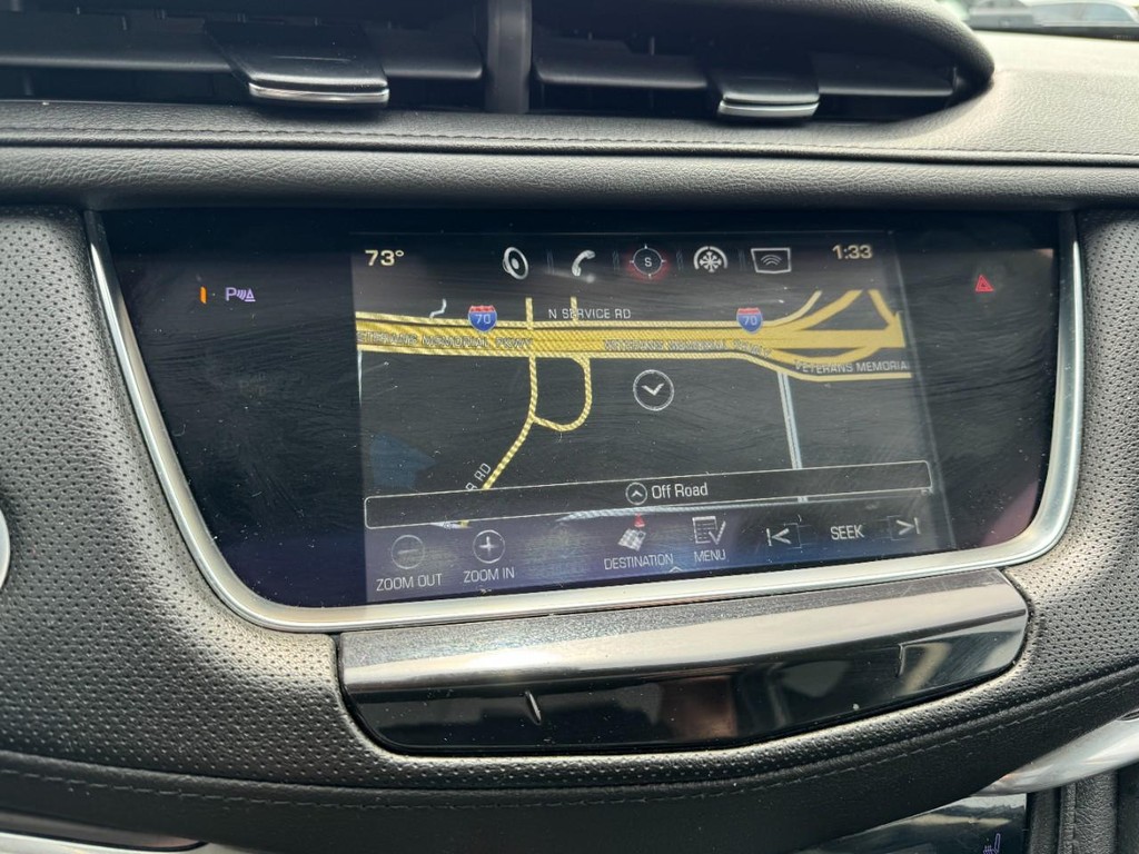 Cadillac XT5 Vehicle Full-screen Gallery Image 21