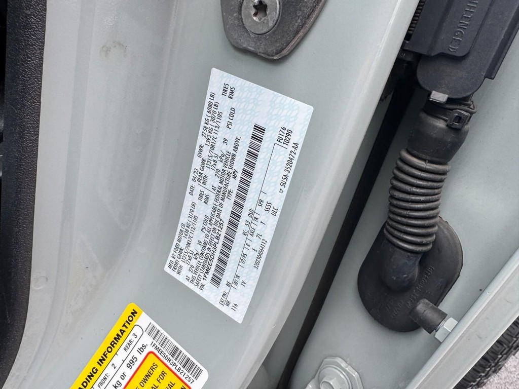 Ford Bronco Vehicle Full-screen Gallery Image 25