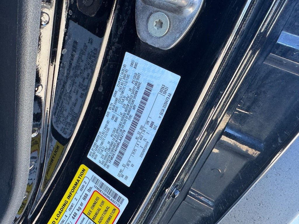 Ford Bronco Vehicle Full-screen Gallery Image 22