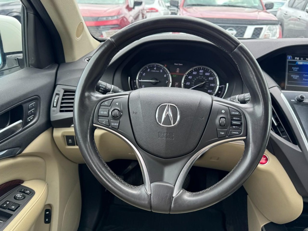 Acura MDX Vehicle Full-screen Gallery Image 14