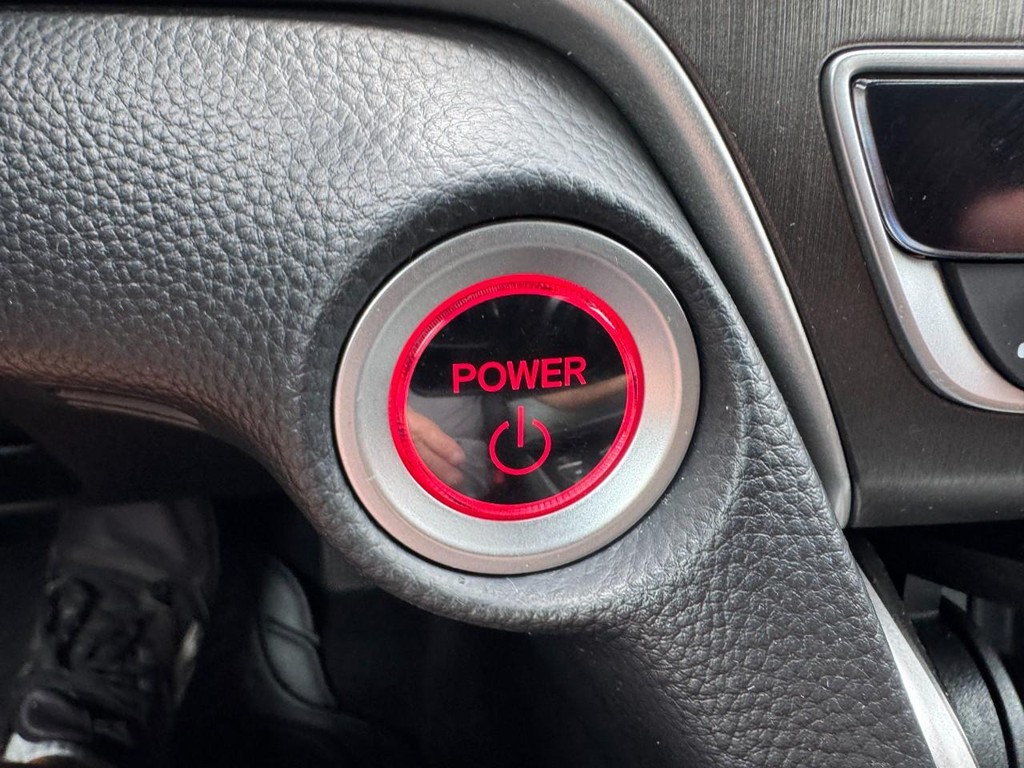 Honda Accord Hybrid Vehicle Full-screen Gallery Image 21