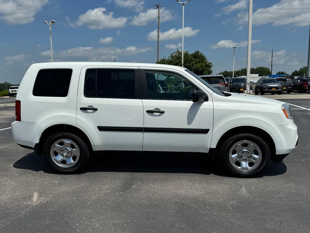 Honda Pilot Vehicle Full-screen Gallery Image 02