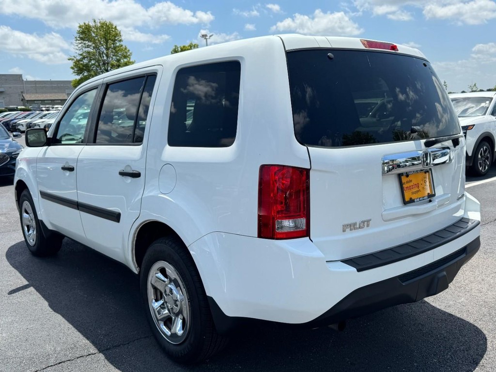 Honda Pilot Vehicle Full-screen Gallery Image 05