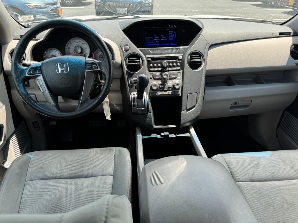 Honda Pilot Vehicle Full-screen Gallery Image 12