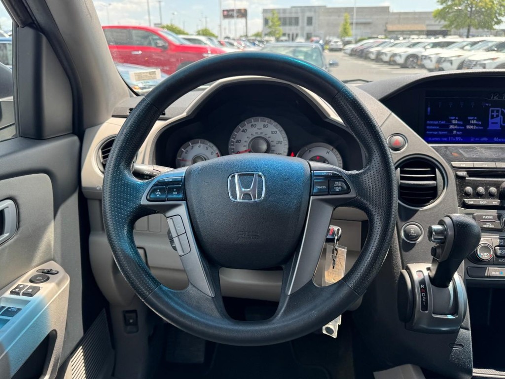 Honda Pilot Vehicle Full-screen Gallery Image 13