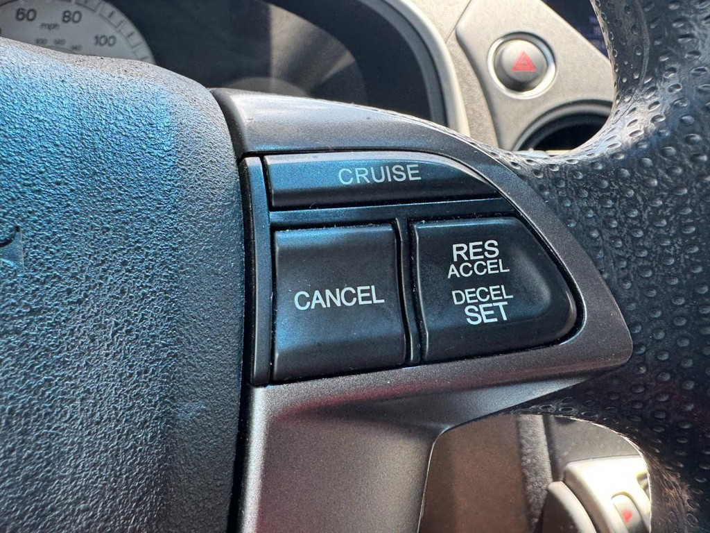 Honda Pilot Vehicle Full-screen Gallery Image 18