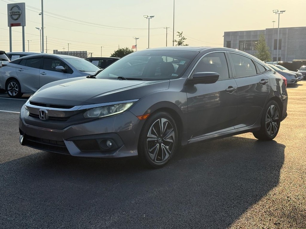 Honda Civic Sedan Vehicle Full-screen Gallery Image 08
