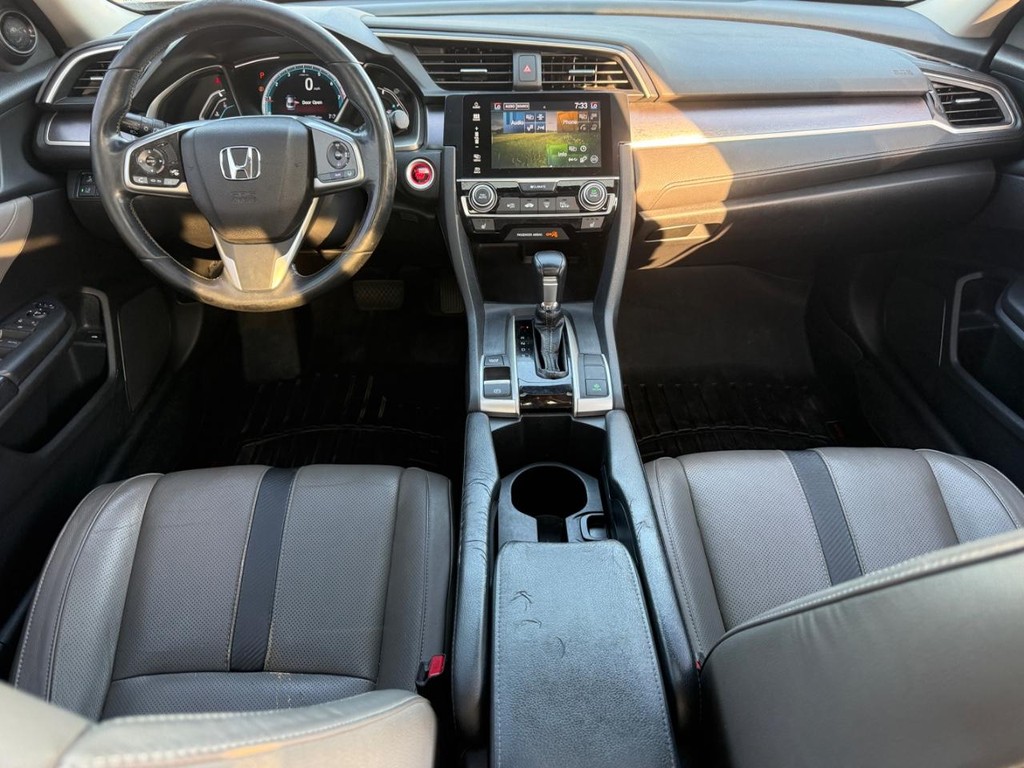 Honda Civic Sedan Vehicle Full-screen Gallery Image 12