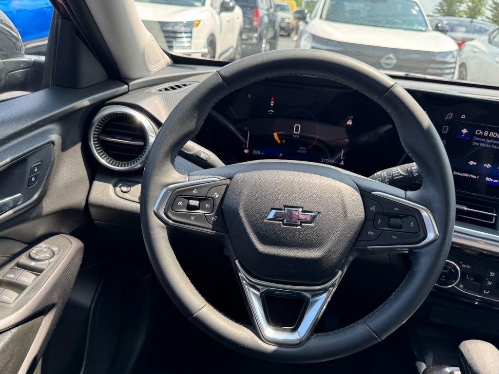Chevrolet Trax Vehicle Full-screen Gallery Image 13