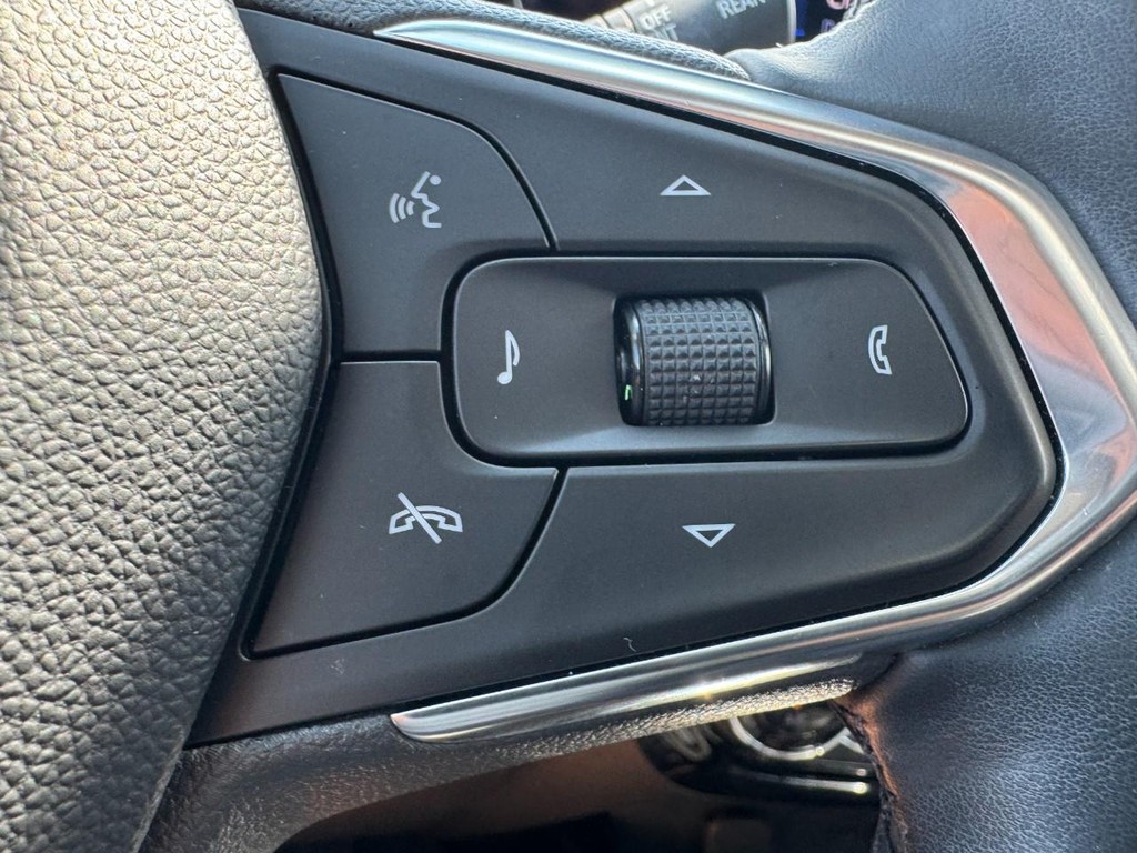 Chevrolet Trax Vehicle Full-screen Gallery Image 18