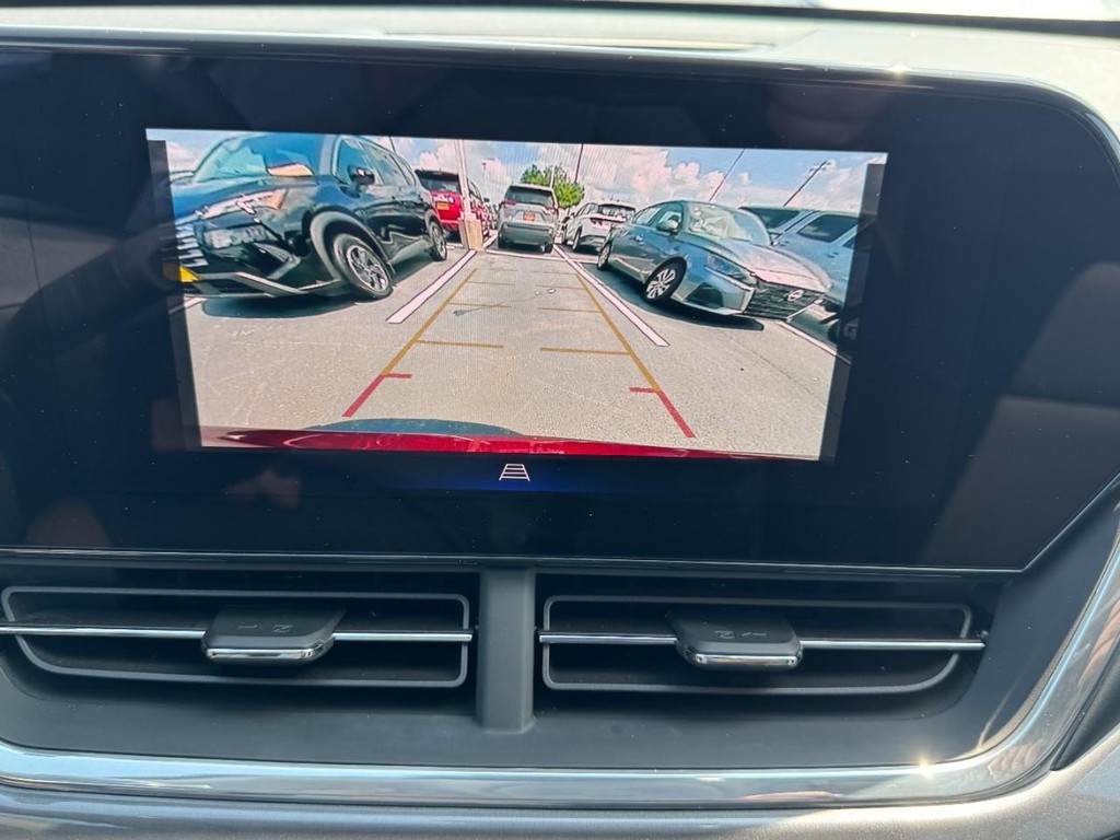Chevrolet Trax Vehicle Full-screen Gallery Image 21