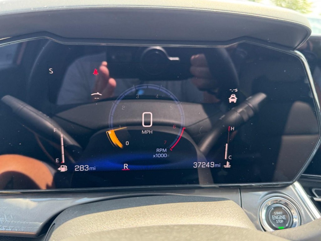 Chevrolet Trax Vehicle Full-screen Gallery Image 23