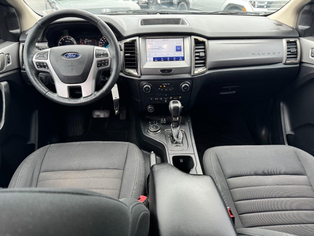 Ford Ranger Vehicle Full-screen Gallery Image 12